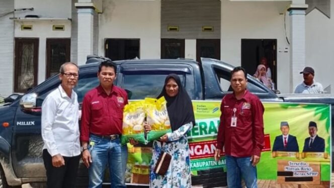 
					Pemkab Barito Utara Gelar Gerakan Pangan Murah di Desa Batu Raya I Kecamatan Gunung Timang