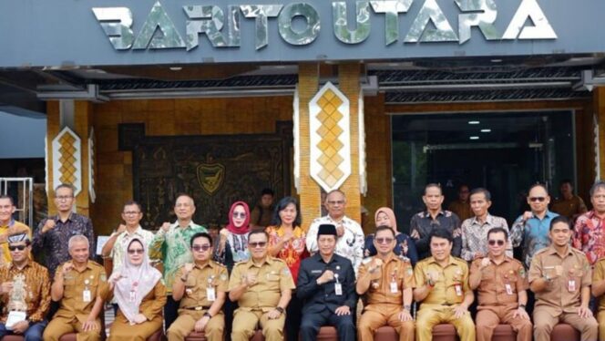 
					Pemkab Barito Utara Lepas 33 PNS Purna Tugas dalam Apel Senin Pagi