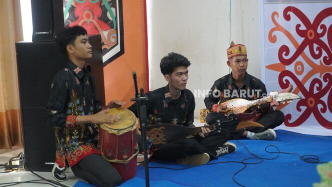 
					Lomba Karungut Meriahkan Festival Budaya Iya Mulik Bengkang Turan 2025 di Barito Utara