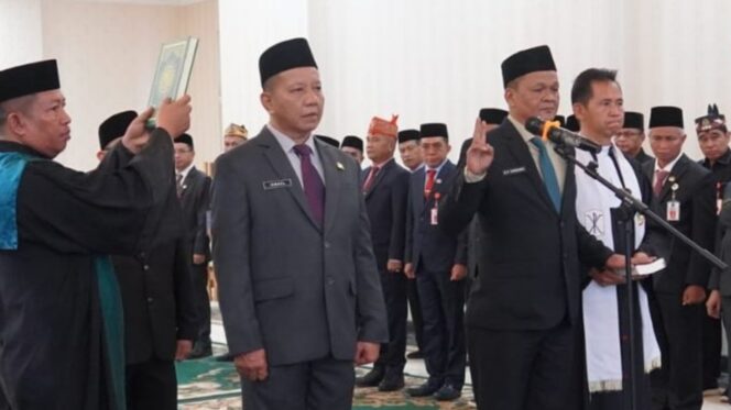 
					Bupati Barito Utara Lantik Empat Pejabat Tinggi Pratama, Perkuat Kinerja dan Pelayanan Publik