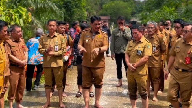 
					Bupati Barito Utara Instruksikan Kajian Teknis Penanganan Banjir KM 38, Dinas PUPR Diminta Lakukan SID