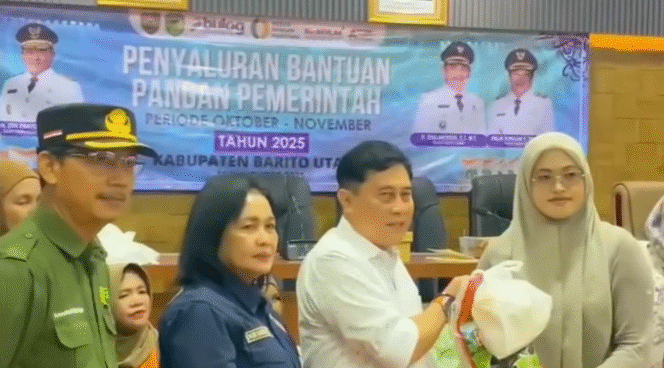 
					Dinas Ketahanan Pangan dan Perikanan (DKPP) Barito Utara Gelar Penyerahan Bantuan Pangan Presiden RI dan Pasar Murah