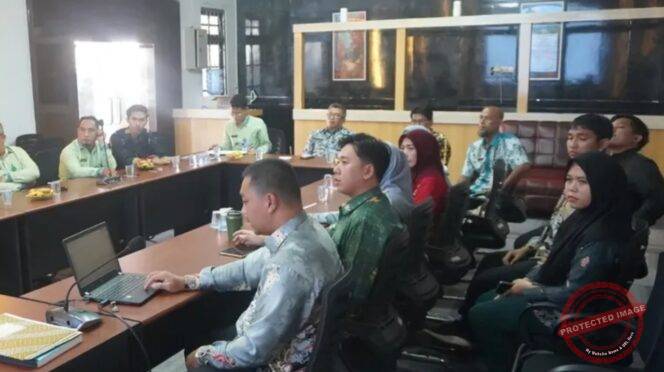 
					Inspektorat Barito Utara Gelar Ekspose Reviu Usulan Anggaran Pembayaran Utang Pekerjaan TA 2024