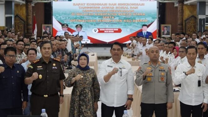 
					Pemkab Barut gelar Rapat Koordinasi dan Sinkronisasi Tanggung Jawab Sosial dan Lingkungan Perusahaan (TSLP) serta Optimalisasi Pendapatan Asli Daerah (PAD)