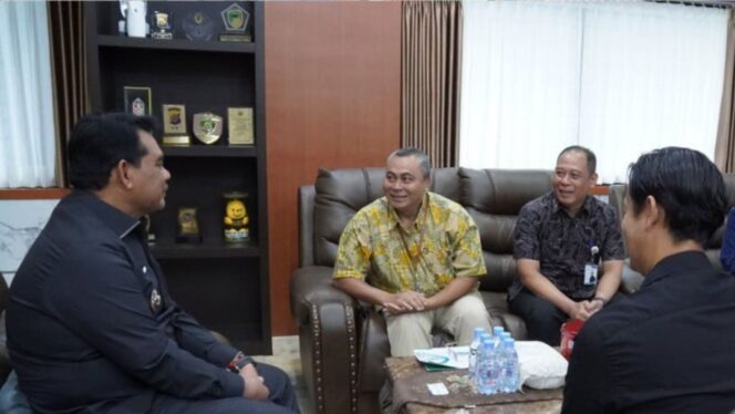 
					Pemkab Barito Utara Terima Audiensi Deputi Direksi Wilayah VIII BPJS Kesehatan Bahas Penguatan Program JKN