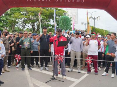 Bupati Barito Utara, H. Shalahuddin, launching Muara Teweh Car Free Day, Minggu