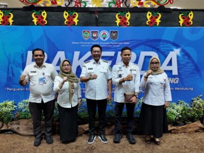 Wakil Bupati Barito Utara Felix Sonadie Y Tingan menghadiri Rakerda APDESI Kalteng di Palangka Raya