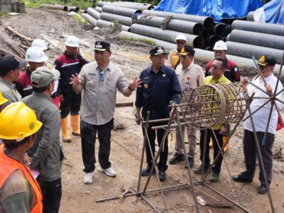 Bupati Barito Utara instruksikan PUPR perbaiki Jembatan Petake di Kecamatan Montallat