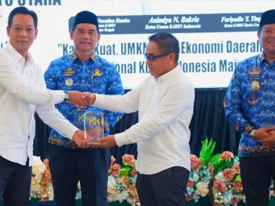 Bupati Barito Utara menghadiri pelantikan pengurus KADIN Barito Utara periode 2026–2031
